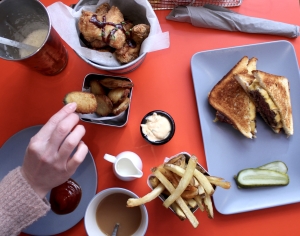clives midtown diner