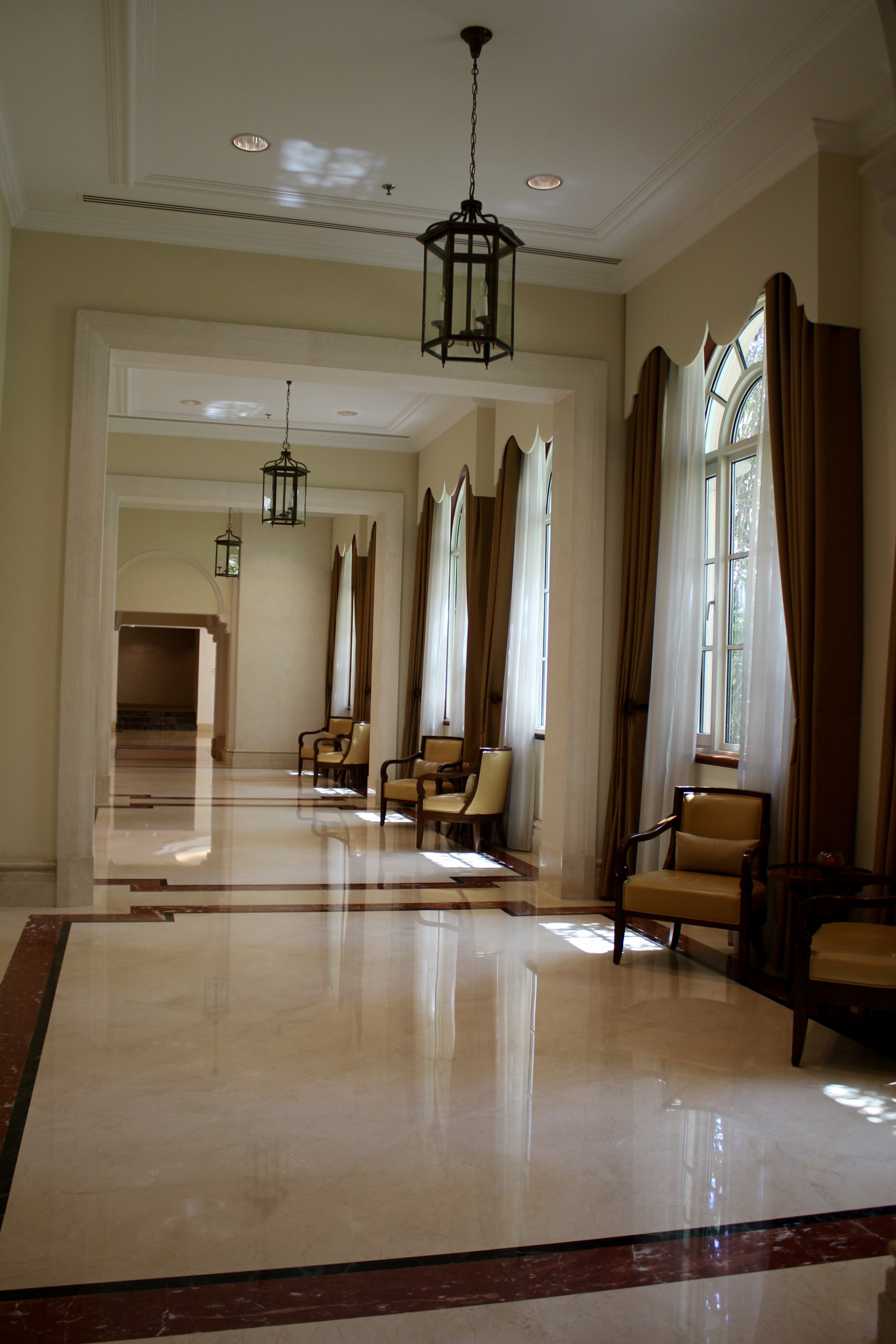 RITZ-CARLTON-DUBAI