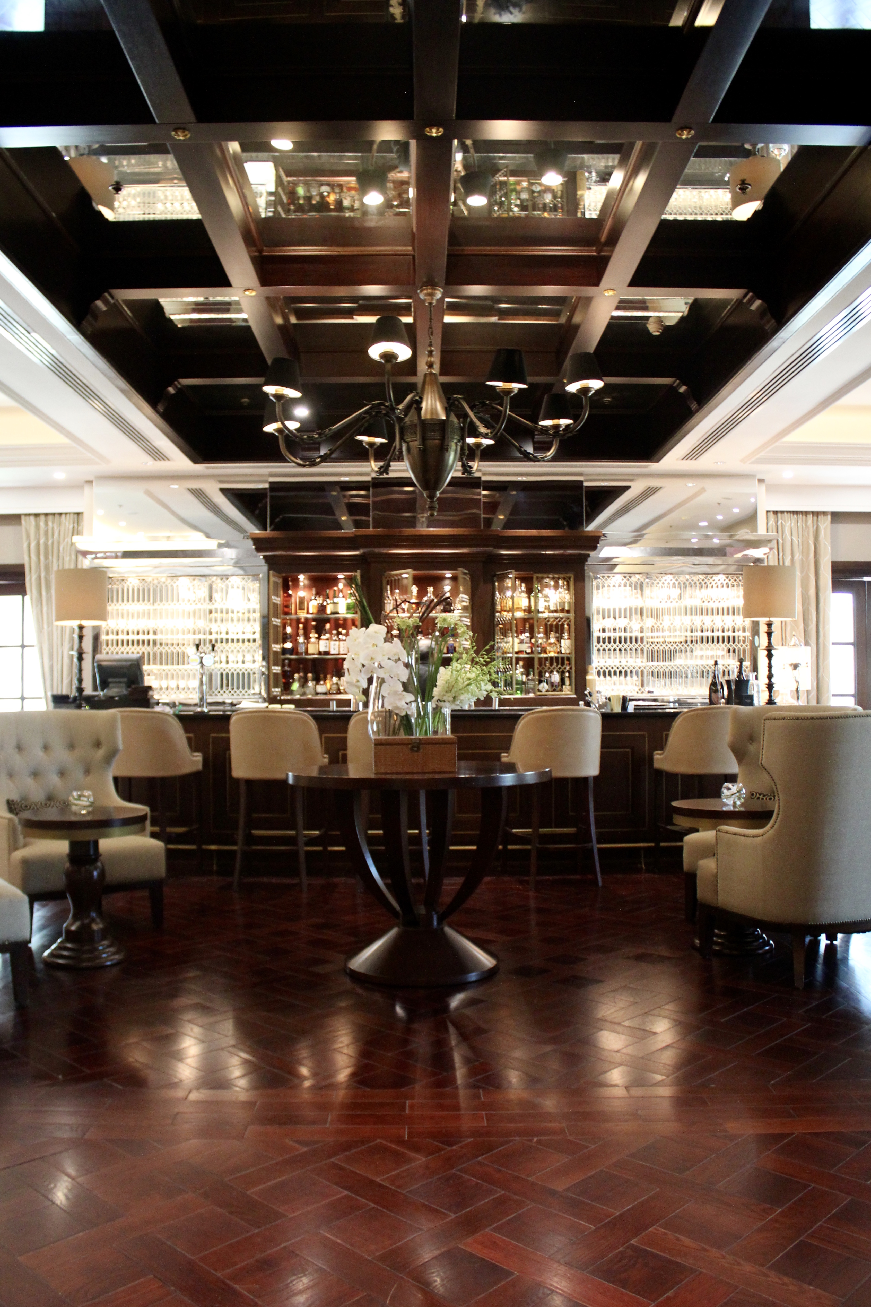 RITZ-CARLTON-DUBAI