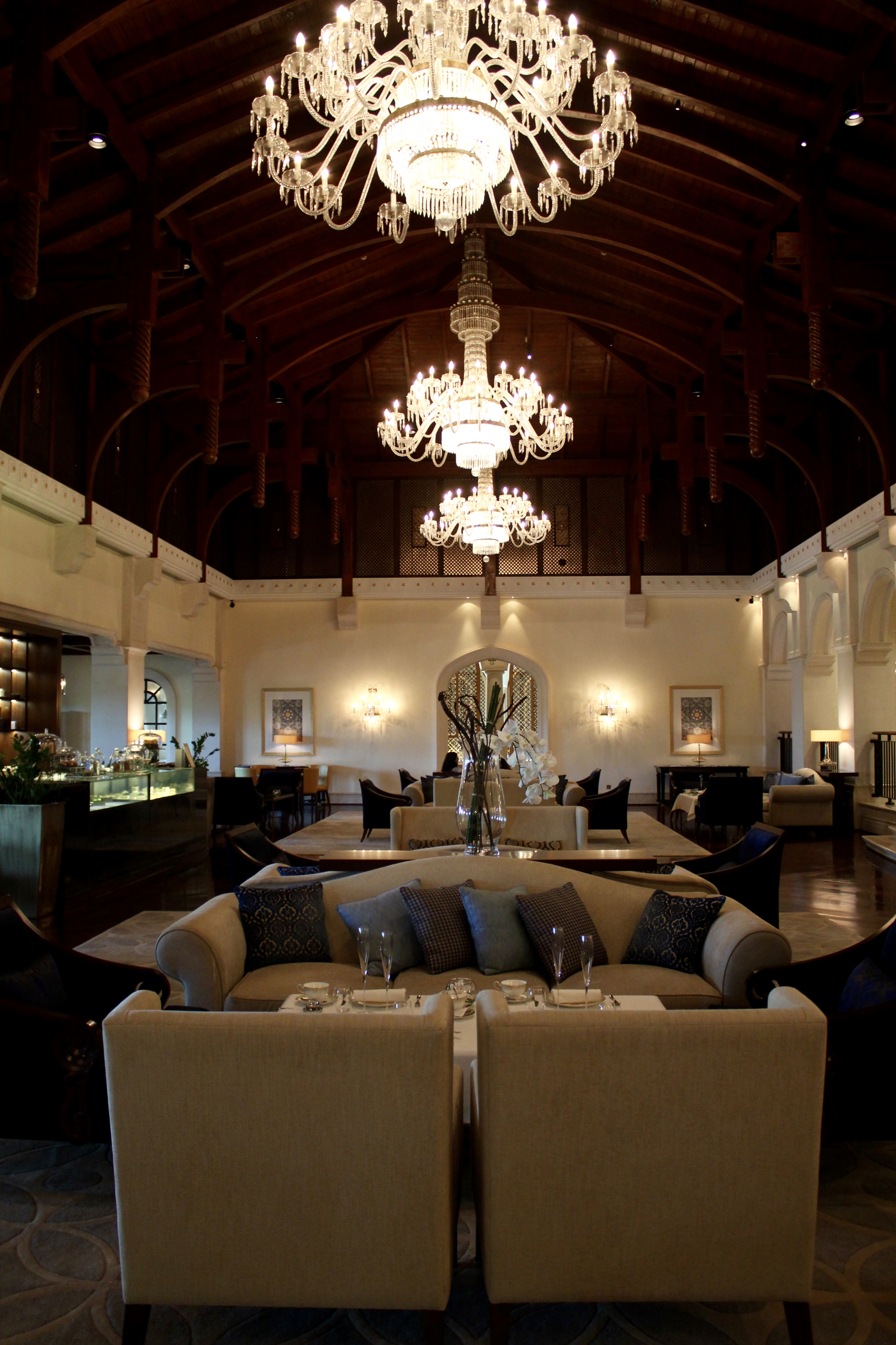RITZ-CARLTON-DUBAI