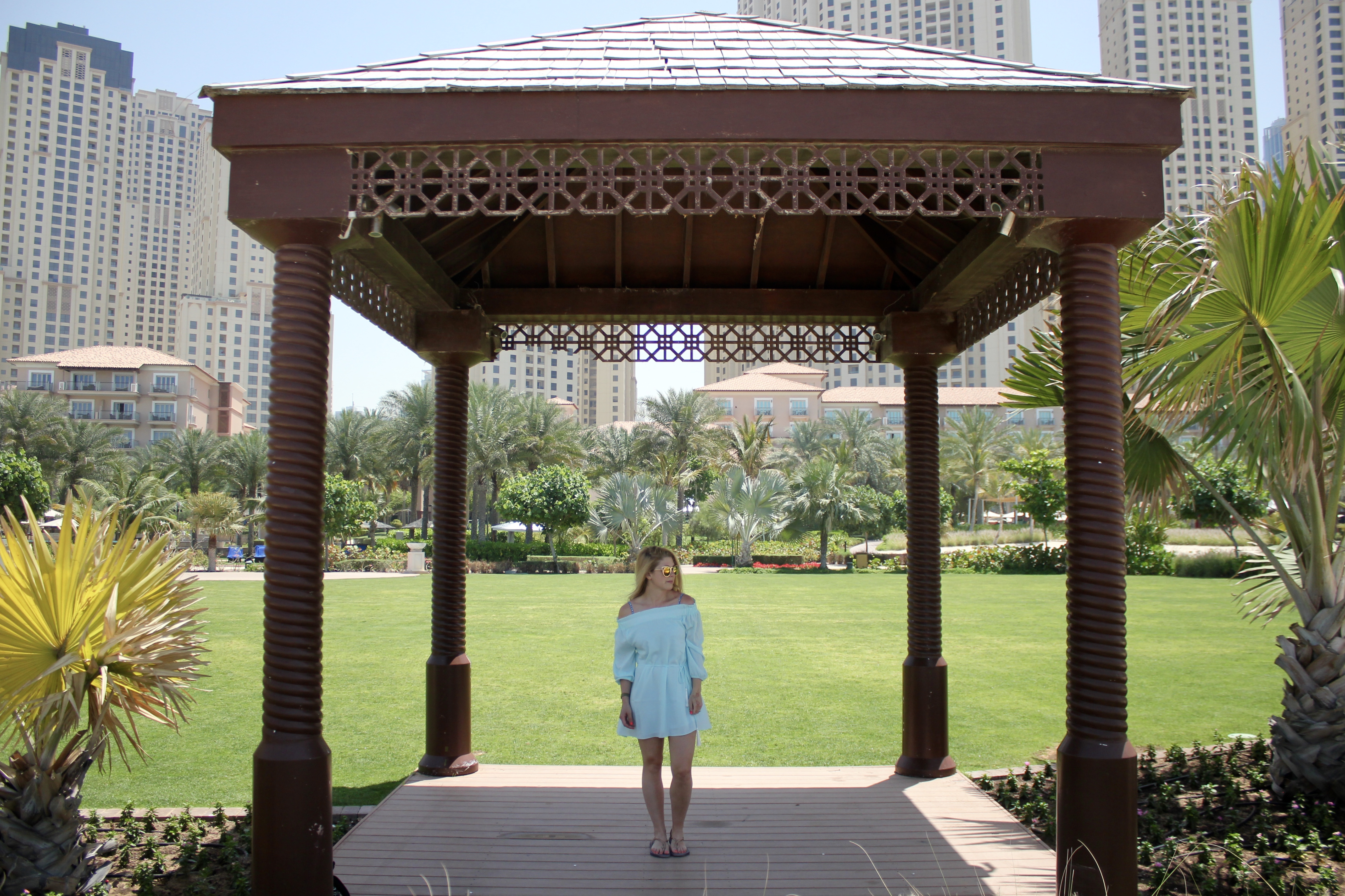 RITZ-CARLTON-DUBAI