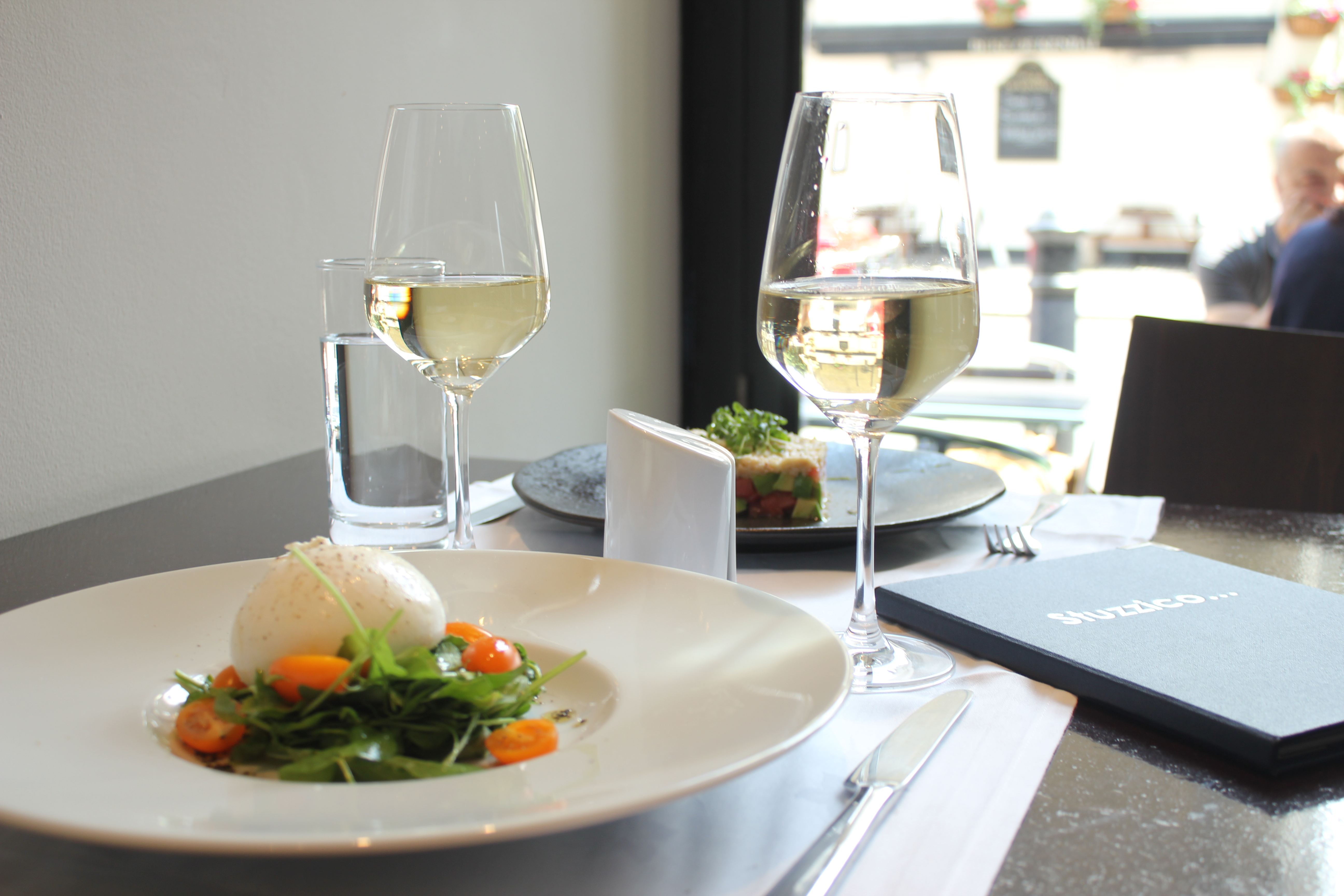 LONDON-CONNAUGHT-VILLAGE