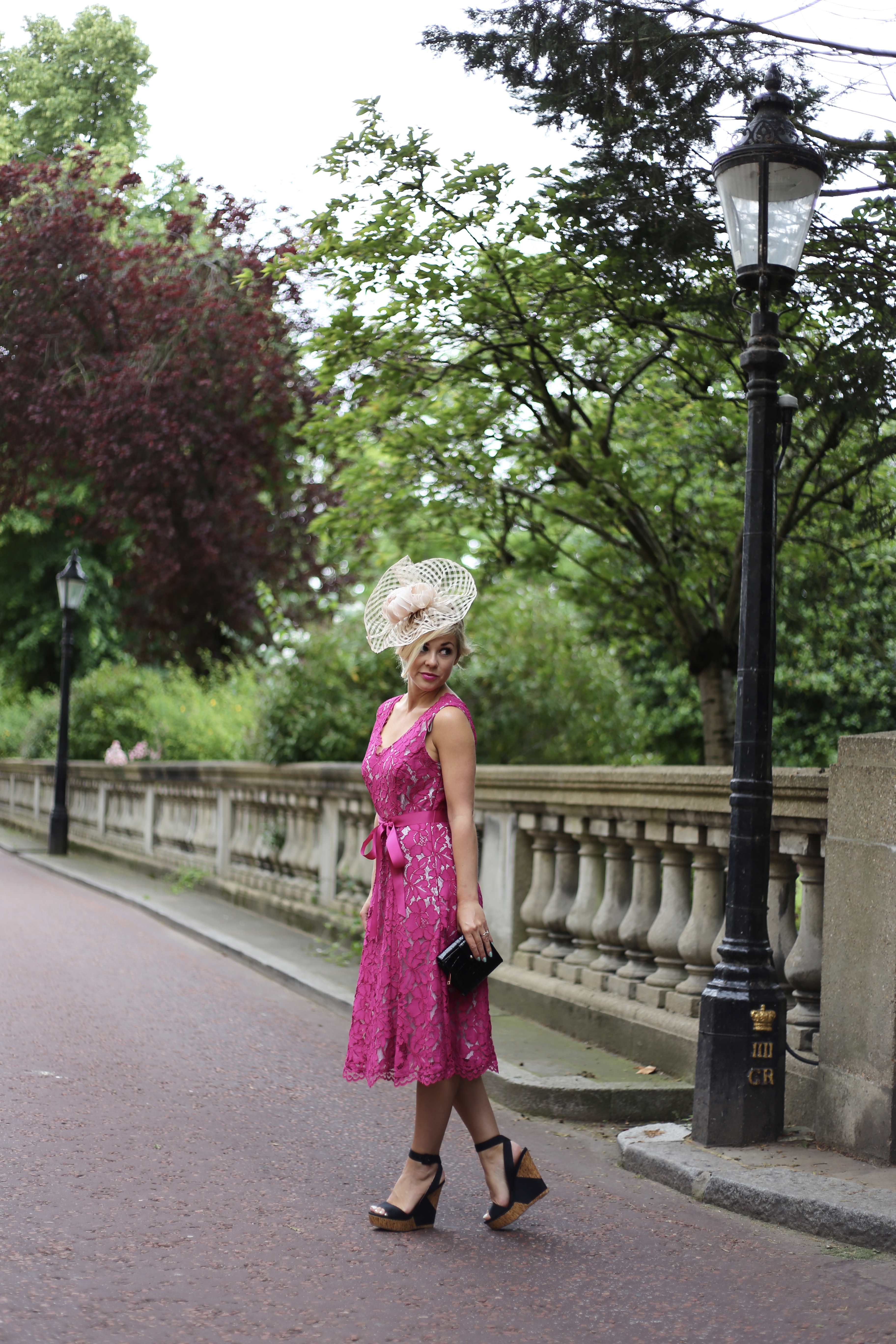 BRITISH-SUMMER-DRESS-CODE