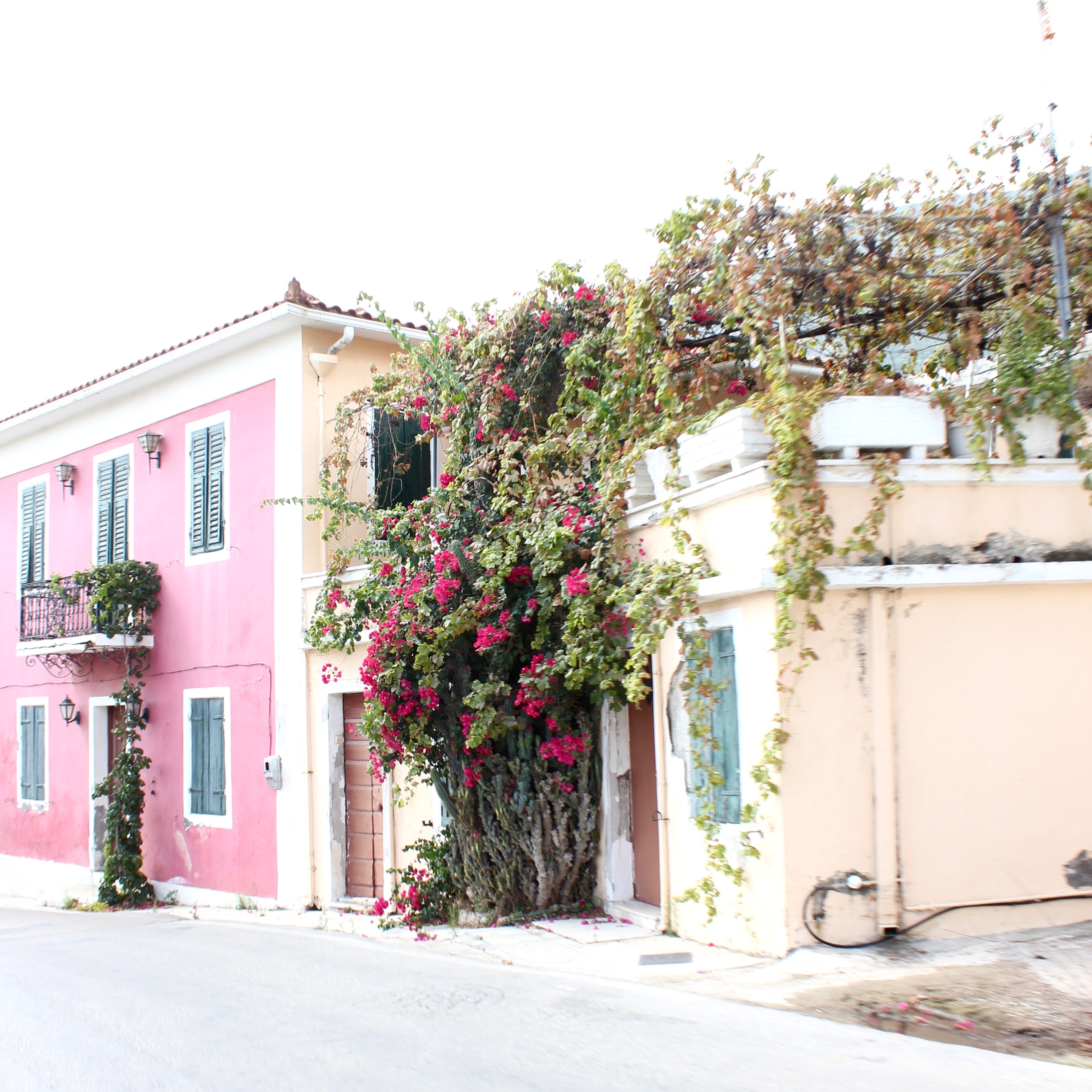 ZAKYNTHOS ISLAND GUIDE
