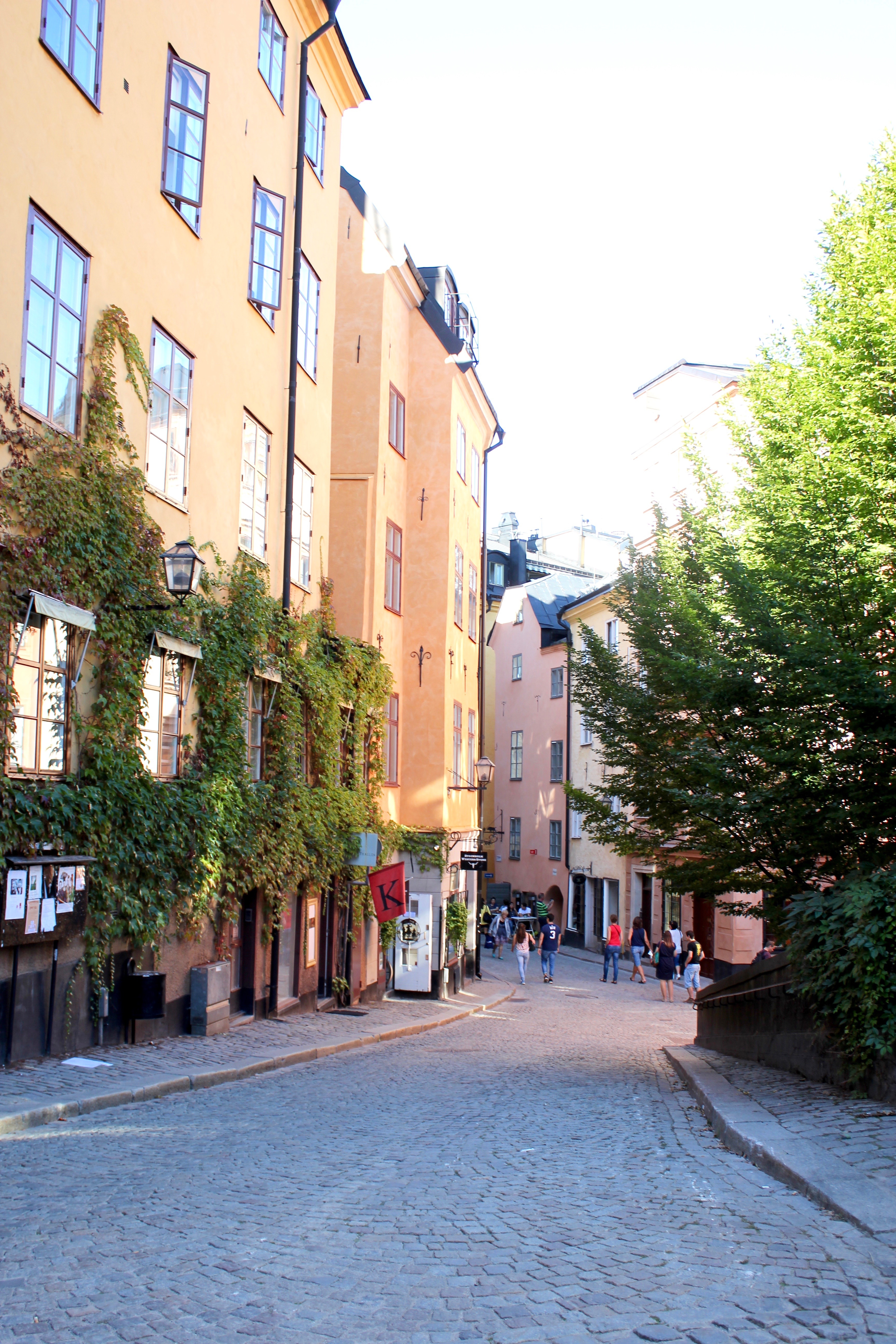 STOCKHOLM TRAVEL GUIDE
