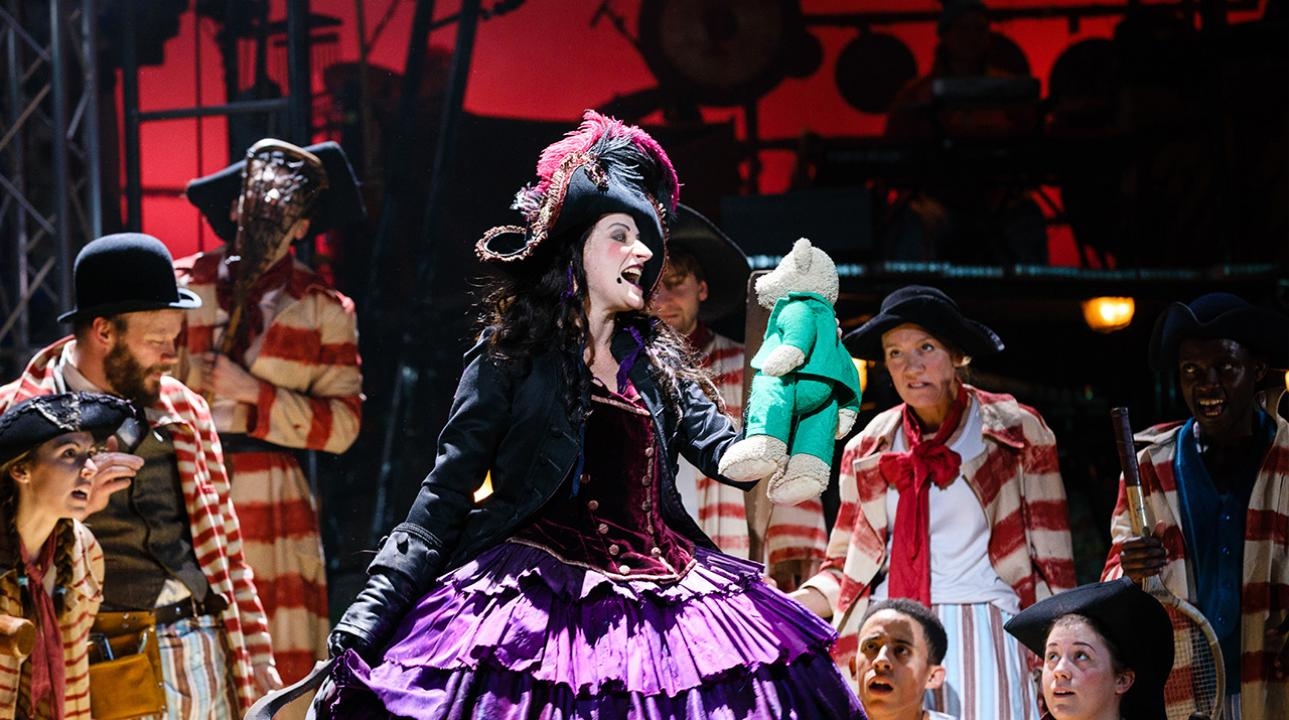 Peter Pan National Theatre Review