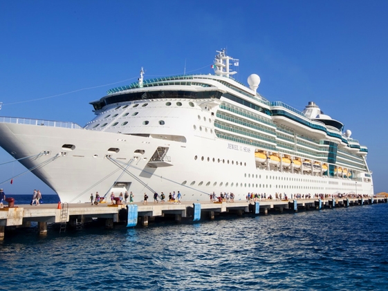 Anchored Cruise 2017