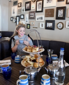 GIRLS GETAWAY HARBOUR HOTEL | the belle abroad