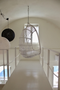 Suite Life Santorini : West East Suites
