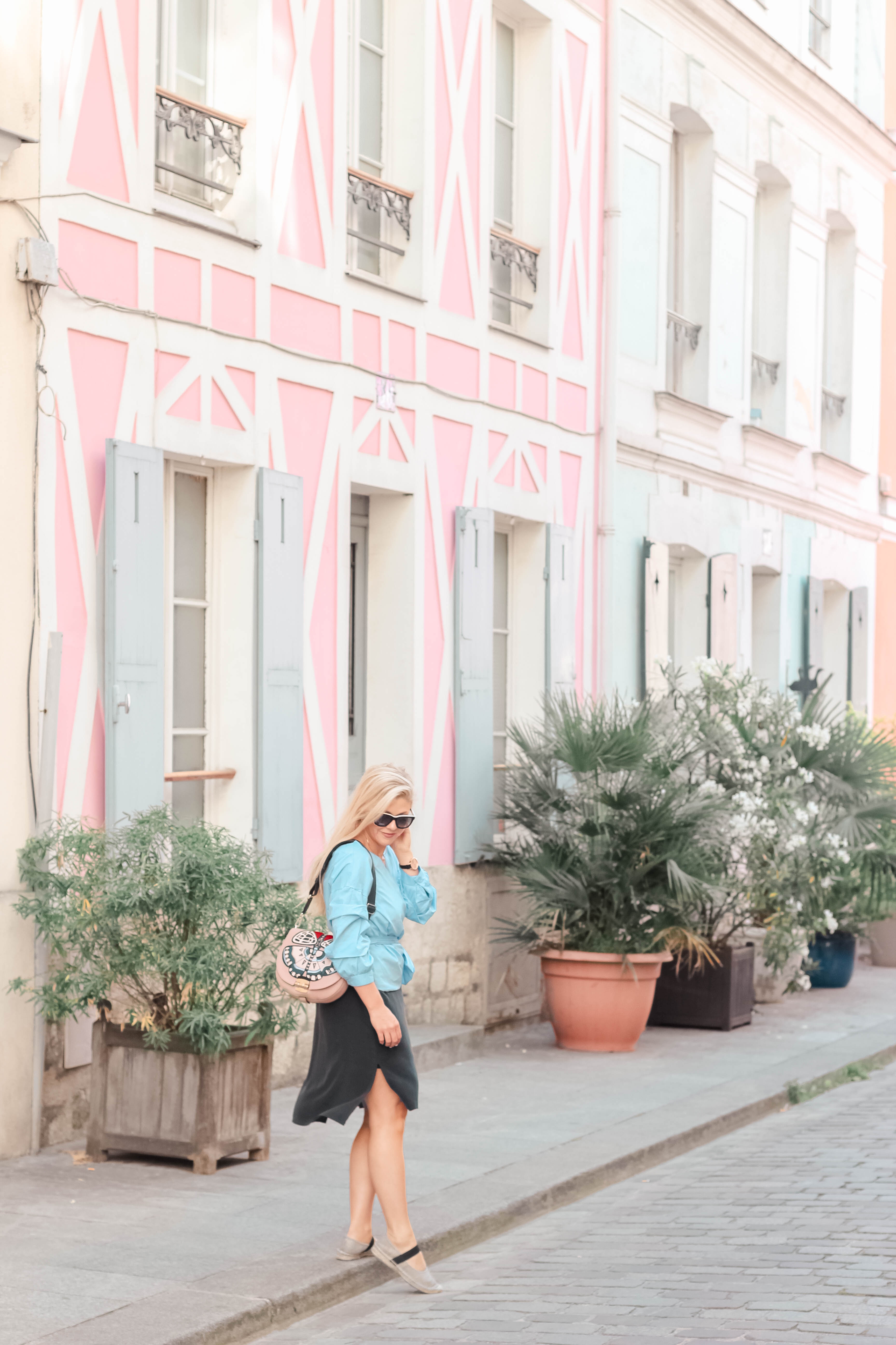 RAINBOW ROW PARIS : RUE CREMIEUX | the belle abroad