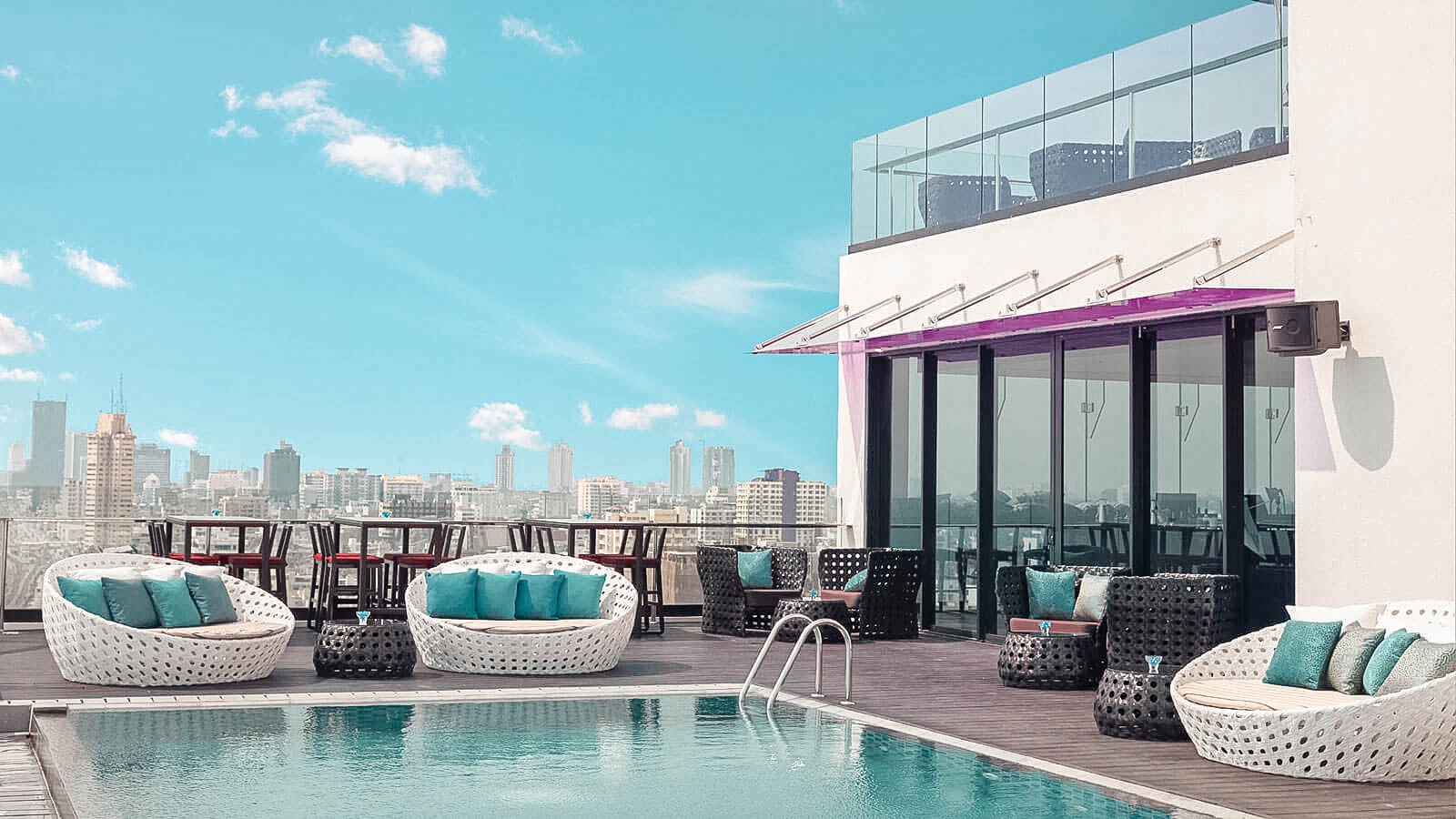 SKYLINE VIEWS & OZO COLOMBO | the belle abroad