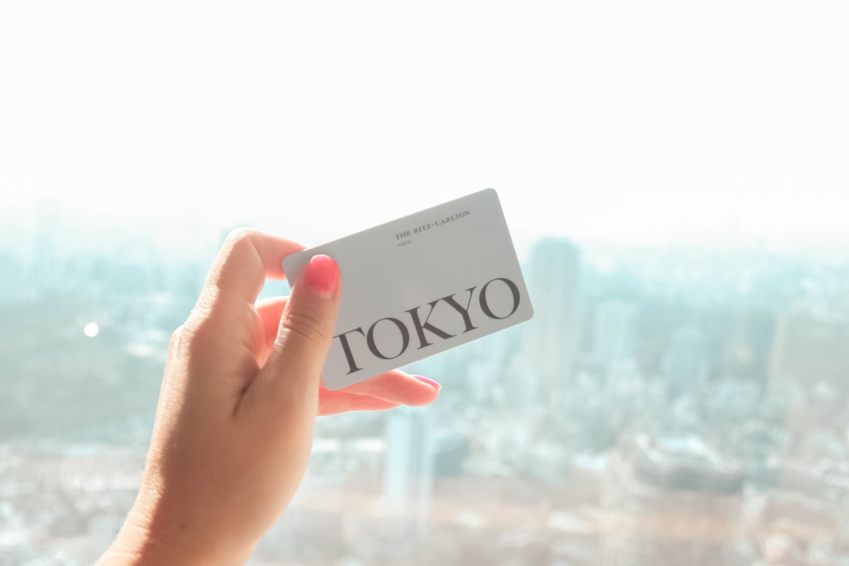 SLEEPING ABOVE TOKYO : A STAY AT THE RITZ CARLTON | the belle abroad