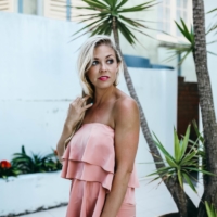Paper Crown Ruffles | the belle abroad